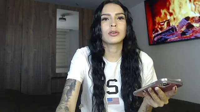 Linda  fiore online show from 24, 4, 2026