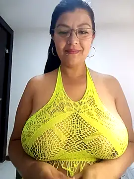 Snapshot of CelesteAlvarez1989 chatting on 9, 5, 2026 CelesteAlvarez1989 online show from 9, 5, 2026