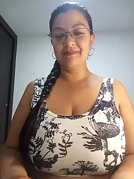 Snapshot of CelesteAlvarez1989 chatting on 19, 5, 2026 CelesteAlvarez1989 online show from 19, 5, 2026
