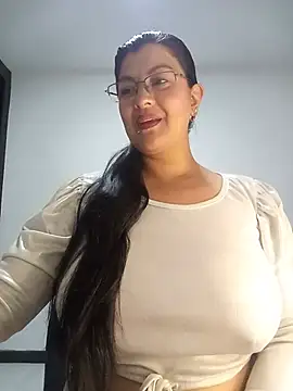 Snapshot of CelesteAlvarez1989 chatting on 2, 6, 2026 CelesteAlvarez1989 online show from 2, 6, 2026