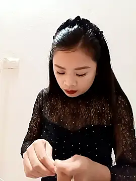 sara-xx online show from 12, 1, 2026