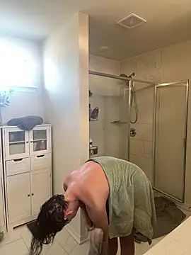 Ayybaebay online show from 5, 3, 2026