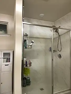 Ayybaebay online show from 21, 12, 2025