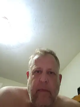 Snapshot of Mikey40wv chatting on 2, 7, 2026 Mikey40wv online show from 2, 7, 2026