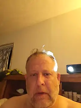 Snapshot of Mikey40wv chatting on 4, 7, 2026 Mikey40wv online show from 4, 7, 2026