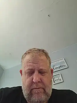 Snapshot of Mikey40wv chatting on 7, 7, 2026 Mikey40wv online show from 7, 7, 2026