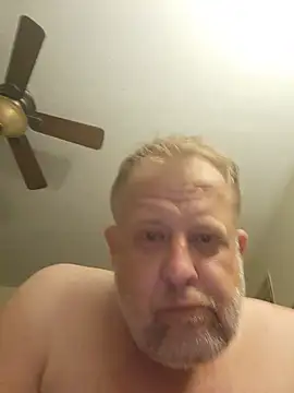 Snapshot of Mikey40wv chatting on 7, 7, 2026 Mikey40wv online show from 7, 7, 2026