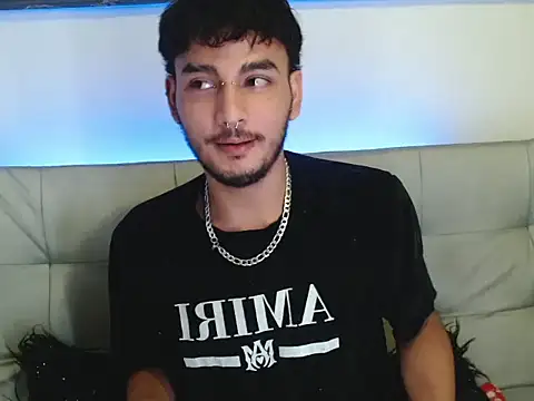 Snapshot of Brunicci chatting on 27, 11, 2025 Brunicci online show from 27, 11, 2025