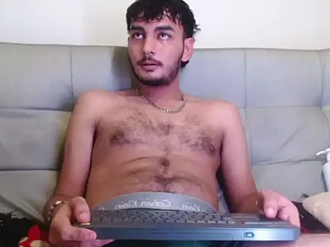 Snapshot of Brunicci chatting on 28, 11, 2025 Brunicci online show from 28, 11, 2025