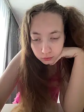 Snapshot of Holy_Poly chatting on 15, 12, 2025 Holy Poly online show from 15, 12, 2025