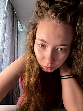 Snapshot of Holy_Poly chatting on 12, 1, 2026 Holy Poly online show from 12, 1, 2026