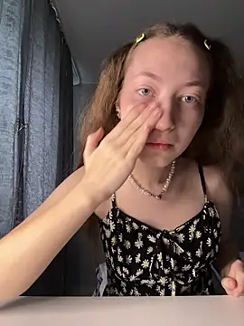 Holy Poly online show from 21, 4, 2026