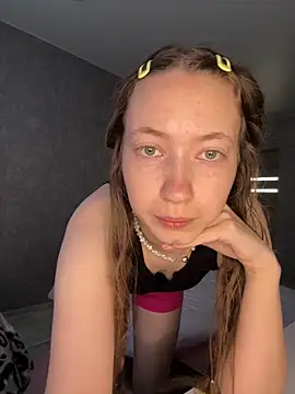 Holy Poly online show from 13, 3, 2026