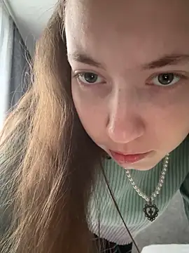 Snapshot of Holy_Poly chatting on 27, 11, 2025 Holy Poly online show from 27, 11, 2025