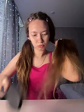 Snapshot of Holy_Poly chatting on 13, 1, 2026 Holy Poly online show from 13, 1, 2026