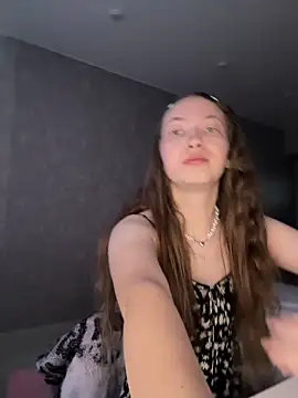 Holy Poly online show from 11, 3, 2026