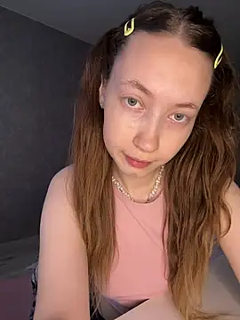 Holy Poly online show from 14, 4, 2026