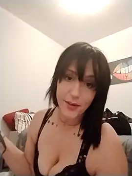 LaceyBlakeRoyaltyCakes online show from 24, 11, 2025