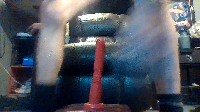 Snapshot of dickencidr chatting on 11, 4, 2026 dickencidr online show from 11, 4, 2026
