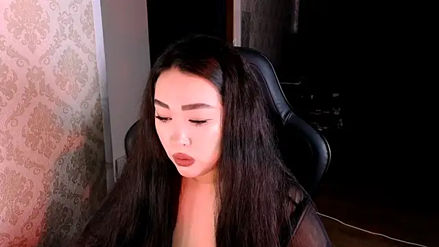 Emma Uilson online show from 20, 7, 2026