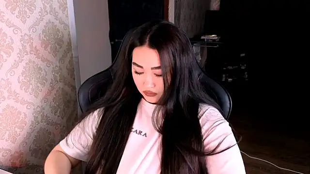 Emma Uilson online show from 16, 5, 2026