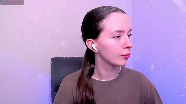 Snapshot of BellaVelure6767 chatting on 1, 6, 2026 BellaVelure6767 online show from 1, 6, 2026