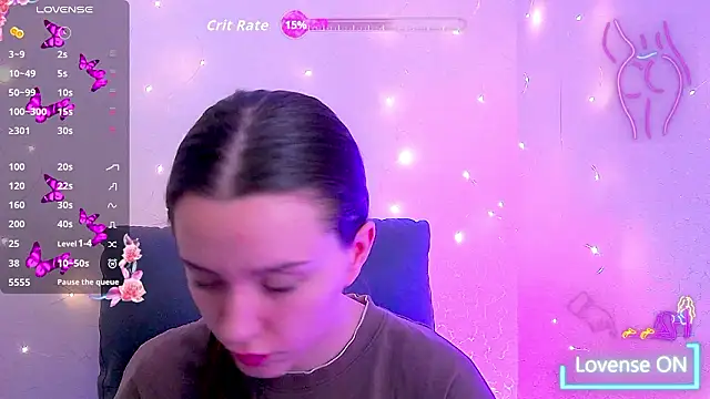 BellaVelure6767 online show from 18, 3, 2026