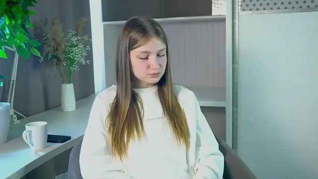 LesaFeldker online show from 20, 11, 2025