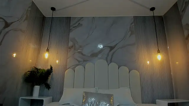 arietta skinny online show from 6, 1, 2026