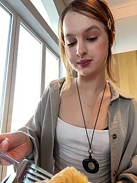 hani obsessed online show from 4, 2, 2026