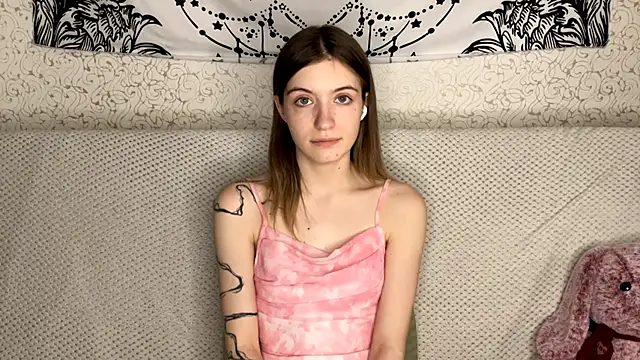 MiriamDongo online show from 30, 11, 2025