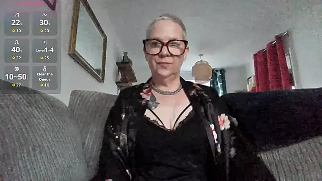 missyb x online show from 2, 12, 2025