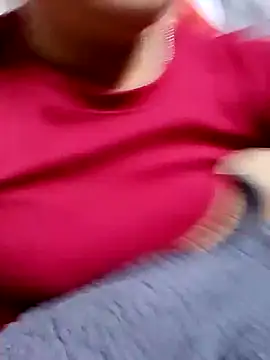 Snapshot of thien-nhien chatting on 2, 12, 2025 thien-nhien online show from 2, 12, 2025