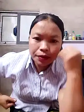 Snapshot of thien-nhien chatting on 30, 11, 2025 thien-nhien online show from 30, 11, 2025