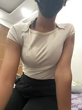 sexyayeshadesi online show from 6, 4, 2026