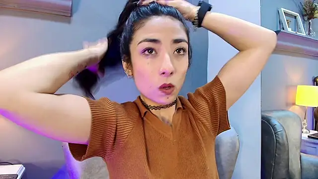 AmbarOishi   online show from 9, 3, 2026