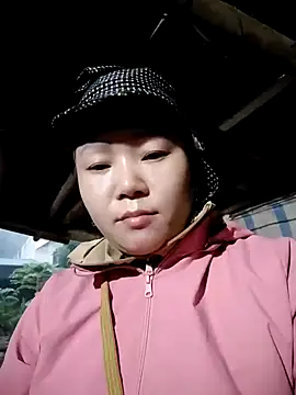 hoami-hot online show from 15, 11, 2025