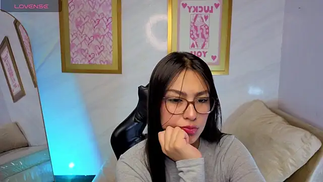 Snapshot of Maleja_v_ chatting on 26, 11, 2025 Maleja v online show from 26, 11, 2025