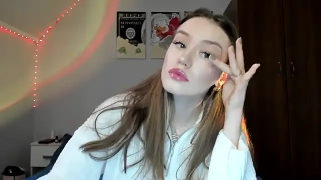 tinyglow online show from 21, 3, 2026