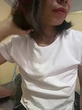 Snapshot of Trangbabylove chatting on 21, 7, 2026 Trangbabylove online show from 21, 7, 2026