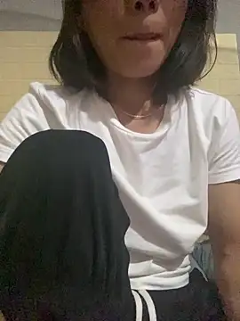 Snapshot of Trangbabylove chatting on 14, 6, 2026 Trangbabylove online show from 14, 6, 2026