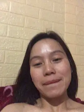 Trangbabylove online show from 2, 12, 2025