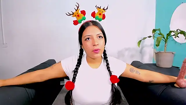 evelisse  online show from 19, 12, 2025