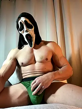 Luna MaskedMan online show from 28, 11, 2025