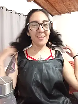 Melinerd online show from 4, 12, 2025