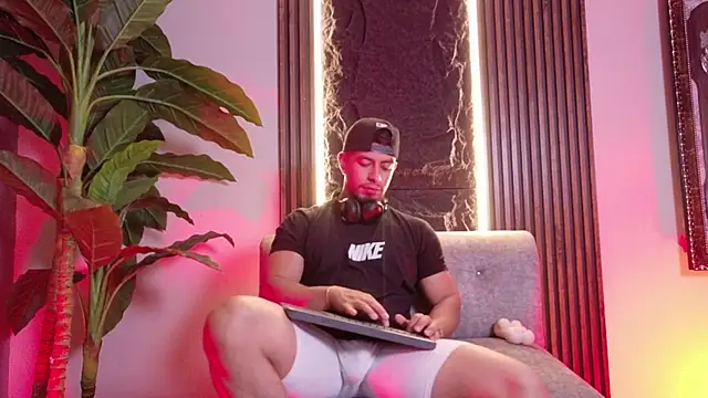 Ethan king  online show from 20, 11, 2025