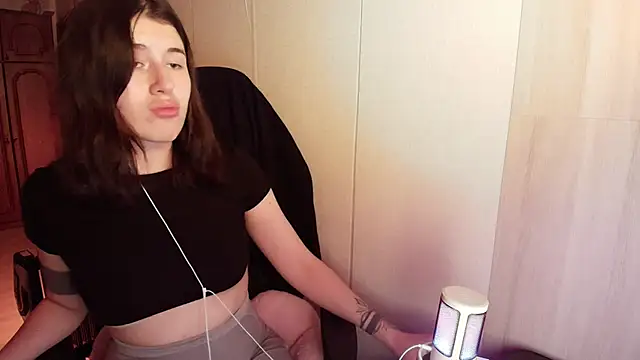 KristinaScott online show from 23, 2, 2026