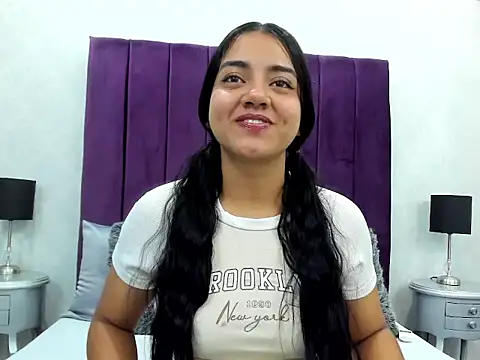 SalomeLee online show from 18, 11, 2025