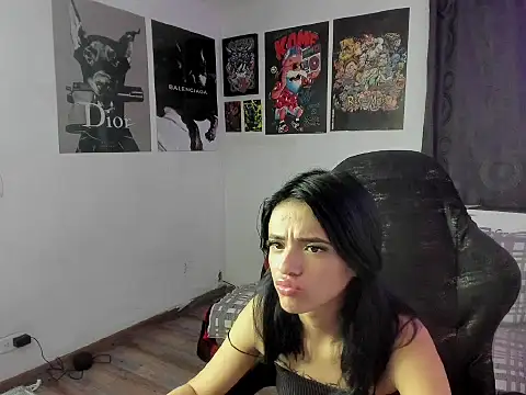 Candy  Girll18 online show from 18, 2, 2026