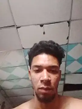 Snapshot of Rich_Boy_Activ chatting on 16, 11, 2025 Rich Boy Activ online show from 16, 11, 2025